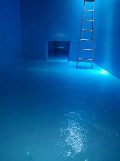 معالجة تسربات مياه وعزل نقاط الضعف